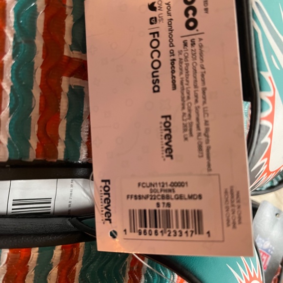 Men’s Miami Dolphins Slides - New with tags - Picture 3 of 3